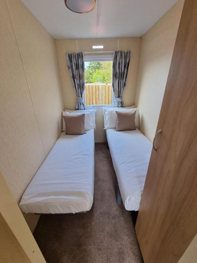 Hotel Elbry Heysham Esterno foto